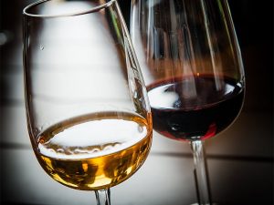 2 Gläser Portwein